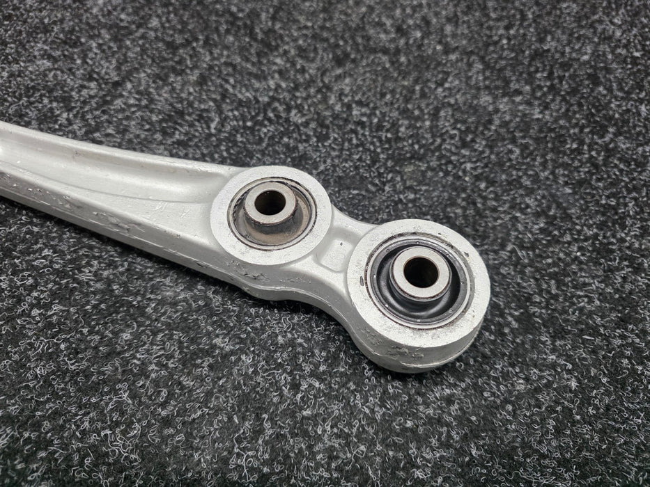 Mitsubishi Lancer Evolution Rear Lower Suspension Arm Assy Aluminium LHS RHS Evo 4 5 6 TME MR455353 MR455354 CN9A CP9A