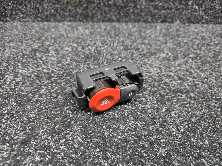 Renault Sport Clio MK3 RS 197 200 Hazard / Door Lock Switch Button 8200214896 8200483813 8200409382 8200523299 252100001R