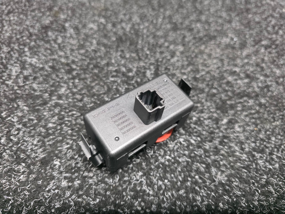 Renault Sport Clio MK3 RS 197 200 Hazard / Door Lock Switch Button 8200214896 8200483813 8200409382 8200523299 252100001R