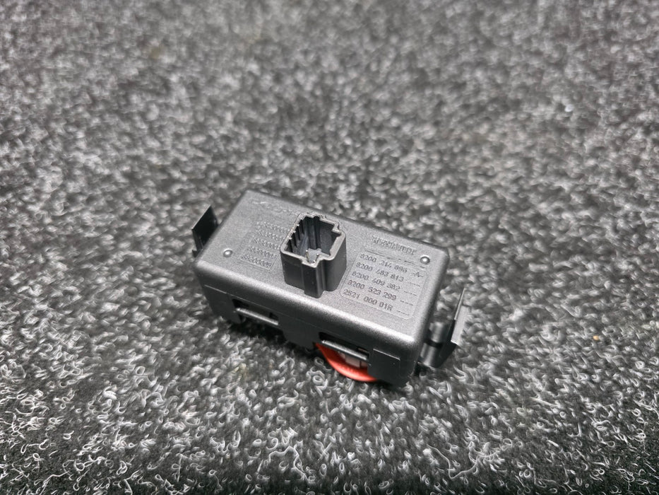 Renault Sport Clio MK3 RS 197 200 Hazard / Door Lock Switch Button 8200214896 8200483813 8200409382 8200523299 252100001R