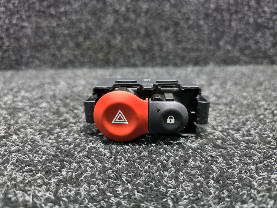 Renault Sport Clio MK3 RS 197 200 Hazard / Door Lock Switch Button 8200214896 8200483813 8200409382 8200523299 252100001R