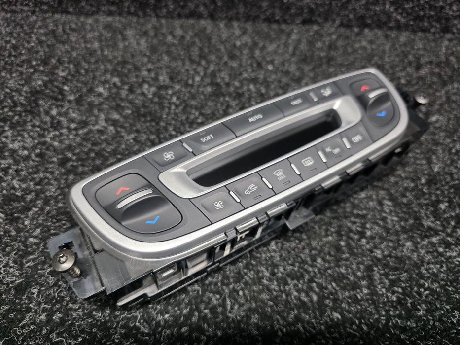 Renault Sport Megane RS 250 265 275 Automatic Dual-Zone Climate Control / Heater Switch Panel 275103596R