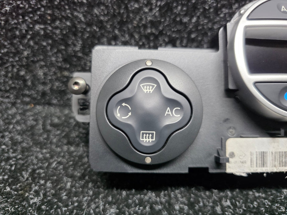 RENAULT Sport Clio MK3 197 200 X85 Air Conditioning / Heater Climate Control Unit - 8200296683