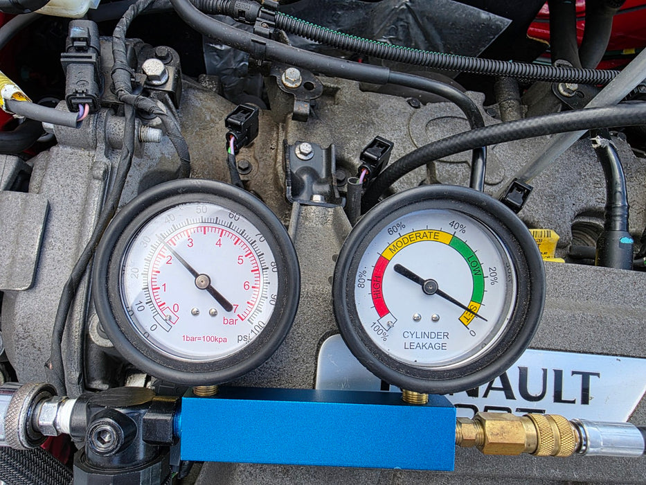 Renault Sport Clio MK3 X85 RS200 832 F4R Engine with accessories (A/C compressor, alternator and starter motor) + TL4 031 6 speed gearbox with drive shafts included.