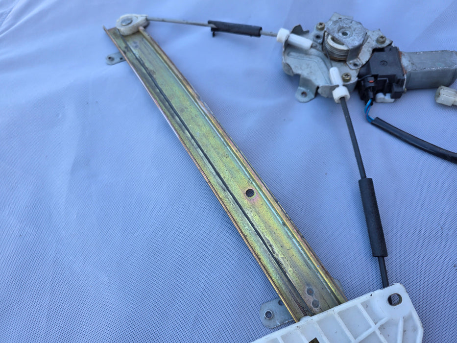 CP9A Front RHS Electric Window Regulator and Motor