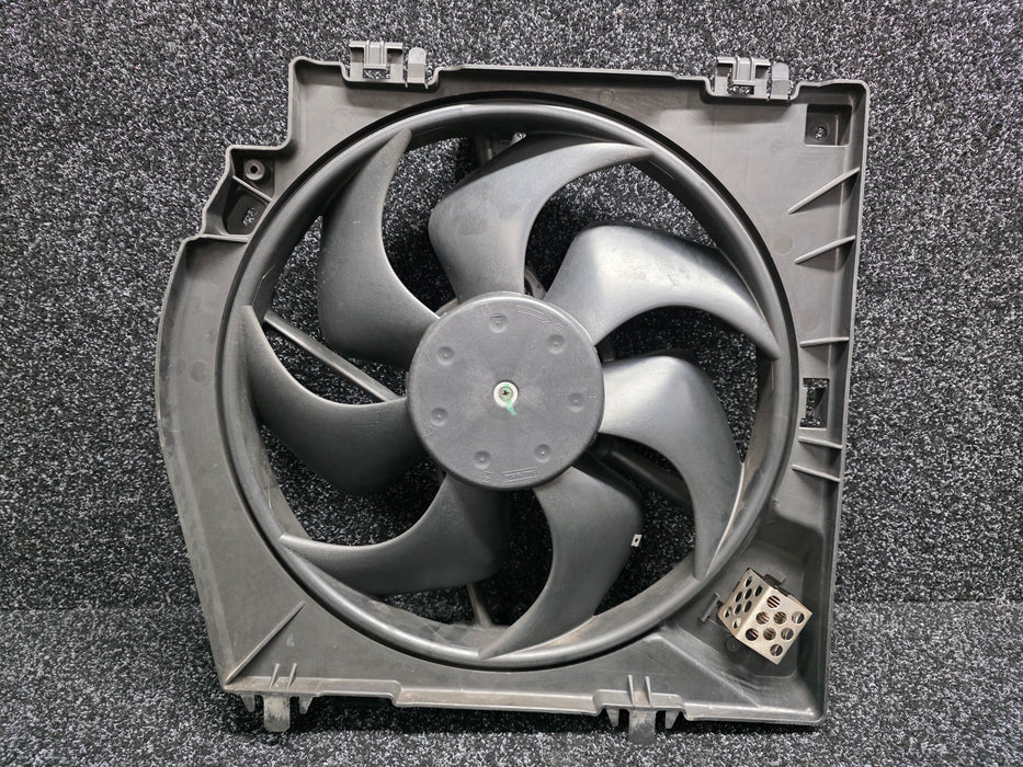 Renault Sport Clio MK3 RS 197 200 X85 F4R 830 832 Engine Cooling Fan Assembly 8200966249
