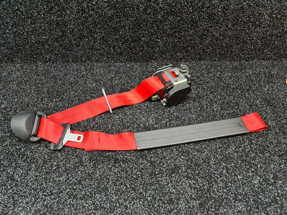 Renault Sport Megane MK3 275 Trophy R Front RHS Driver Side Seat Belt RED