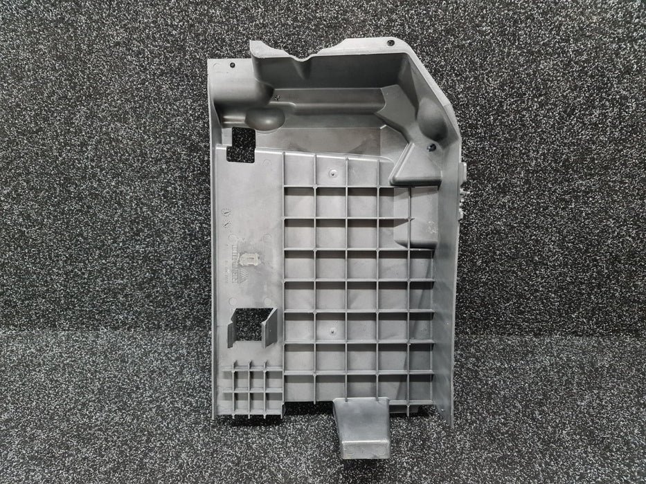 Renault Sport Clio MK3 197/200 F1 Edition Radiator Air Duct Shroud 8200303118