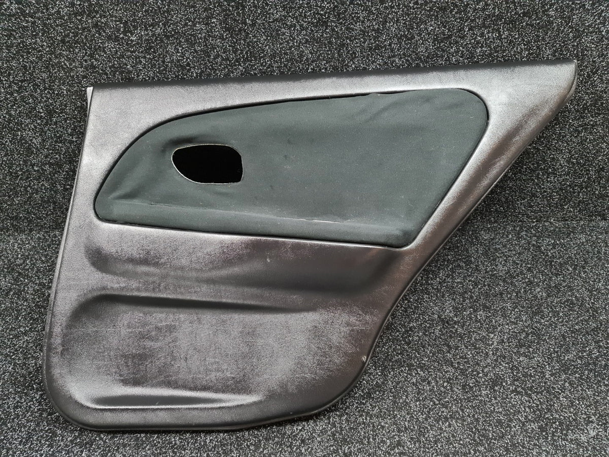 れもん Mitsubishi Lancer Evolution Rear Door Trim RHS GSR 4 5 6 TME CN9A