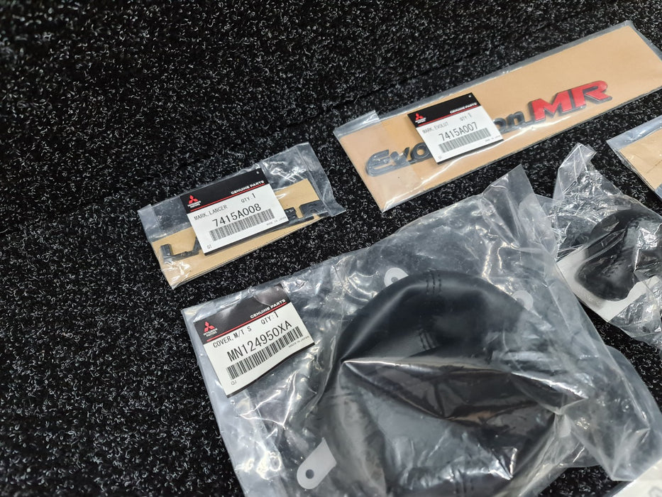 Genuine Mitsubishi Evo 8 MR CT9A Badges / Decals / Shifter Boot and Knob Kit - suit 6 SPEED ONLY
