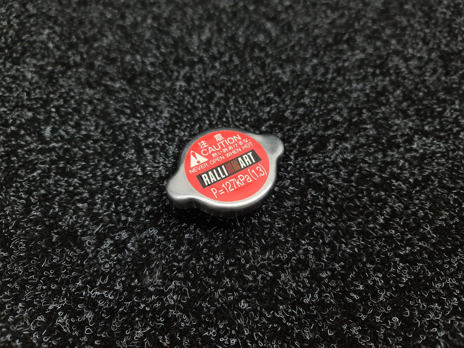 RALLIART Radiator Pressure Cap 1.3 bar CN9A CP9A CT9A CT9A CU2W - RED